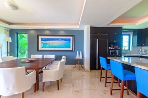 Perfect 4 Bedroom Condo