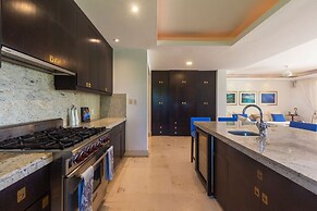 Perfect 4 Bedroom Condo