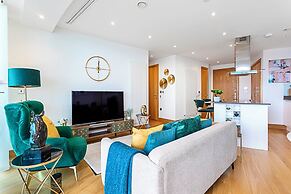 The Panoramic Urban Oasis