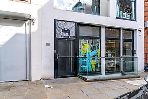 Trendy Kings Cross Flat