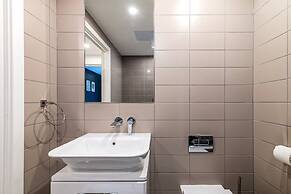 Trendy Kings Cross Flat