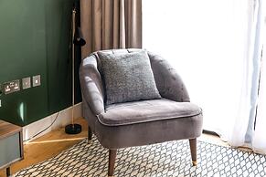 Trendy Kings Cross Flat