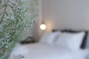 Mythodea Athens Suites