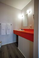 Tidal Bore Inn