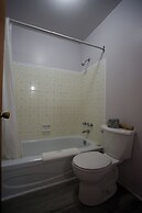 Tidal Bore Inn
