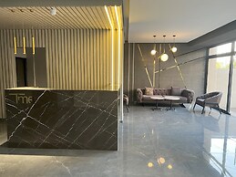 Time22 Apartment Hotel