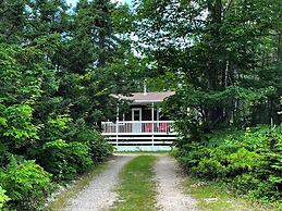 Sea Breeze Cottages And Motel