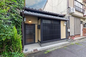 Kanade Sanjusangendo