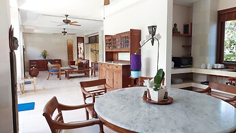 Villa Rumah Isah