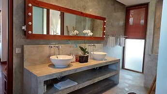 Villa Rumah Isah