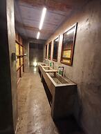 Hang Loose Hostel