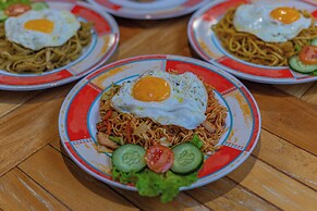 Ume Sari Nusa