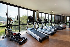 Premier Hill View Suite P708 at Citygate