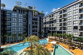 Premier Hill View Suite P708 at Citygate