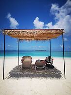 Kamadhoo Inn