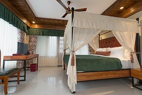 Summit Bougainvillea Tea Resort