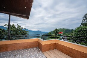 Summit Bougainvillea Tea Resort