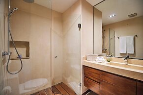 Luxury Penthouse in Aldea Zama, private pool and rooftop, 24 7 securit