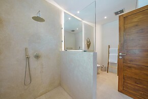 Villa Air - 2BR Villa in Pererenan