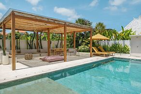 Villa Air - 2BR Villa in Pererenan