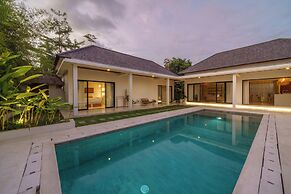 Villa Air - 2BR Villa in Pererenan