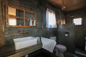 The Desert House Bed and Breakfast