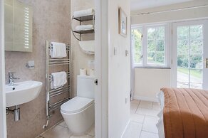 Ysfael - 1 Bedroom Studio - St Ishmael's