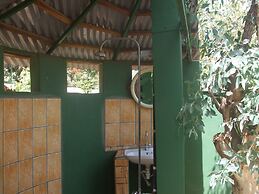 Camping-Sukuta & Lodge