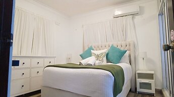 8BR Penthouse Jacuzzi, Pool Table & Terrace