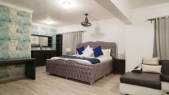 8BR Penthouse Jacuzzi, Pool Table & Terrace