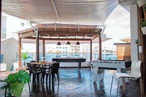 8BR Penthouse Jacuzzi, Pool Table & Terrace