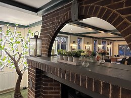 The Fish and Anchor Inn