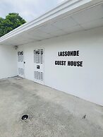 Residencial Lassonde Guest House