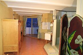 Casa Zuniga Bed and Breakfast