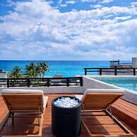 Aldea Thai Oceanview Penthouses