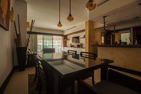 Aldea Thai Oceanview Penthouses