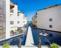 Aldea Thai Oceanview Penthouses