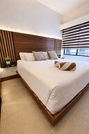 Aldea Thai Oceanview Penthouses