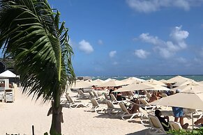 Aldea Thai Oceanview Penthouses