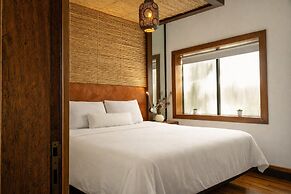 Aldea Thai Oceanview Penthouses