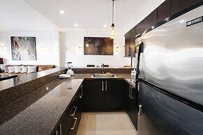 Aldea Thai Oceanview Penthouses