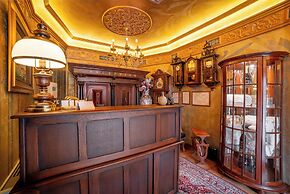 Bey House Royal Hotel