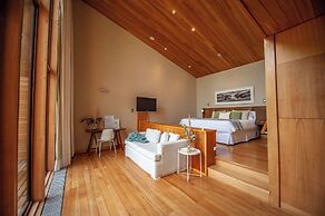 Uman Lodge