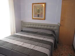 Grado Pineta Lovable Seaview Apartment