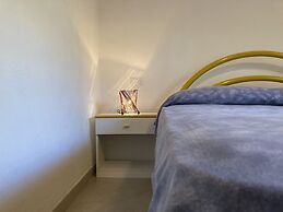 Spacious Apartment for Six-beahost