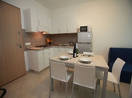 Modern Flat by the Beach - Beahost