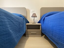 Bright Apartment Close to the Beach