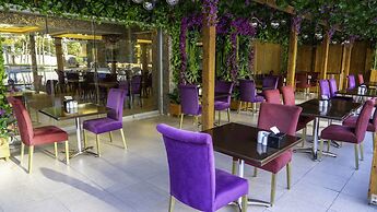 Gardan Hotel