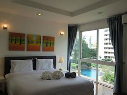 6-18 - 3 Bdr Spacious Penthouse With Shared Pool