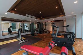 6-18 - 3 Bdr Spacious Penthouse With Shared Pool